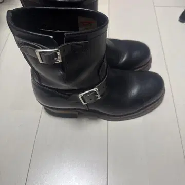 레드윙 2976 숏 엔지니어 부츠