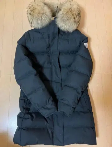 PYRENEX 블랙 다운 자켓 JP 40