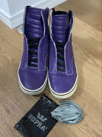 SUPRA 퍼플 하이컷 스니커즈