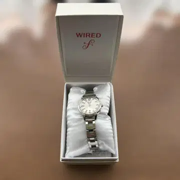 WIRED 아날로그 시계 실버