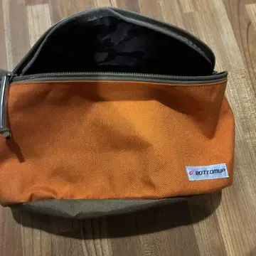바텀업 백 멀티 파우치