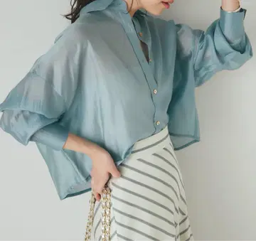 [ La boutique BonBon ] 시어 크롭 셔츠