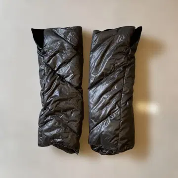 다운 레그 워머 블랙