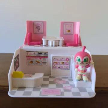 호빵맨 뮤지엄 피규어 짤랑이 하트 쉐이프 카페