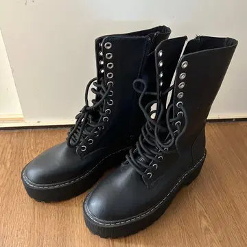 H&M 청키 컴뱃 부츠 통굽 부츠 블랙 24.5cm
