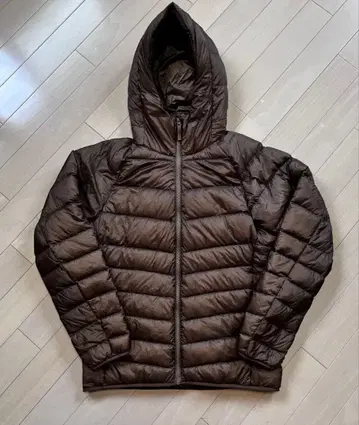 ULTRA LIGHT DOWN 브라운 다운 자켓