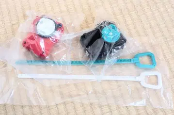 베이블레이드 X 와인더 런처 2개