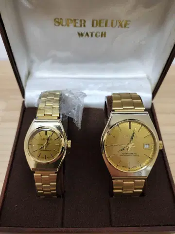 LIGUN DE LUXE 골드 페어 워치