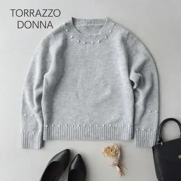 새상품급 TORRAZZO DONNA 니트 펄 스웨터