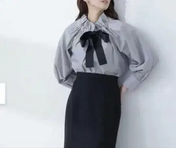 그로그랭 리본 블라우스