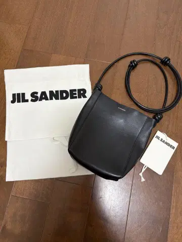 질 샌더 블랙 가죽 숄더백