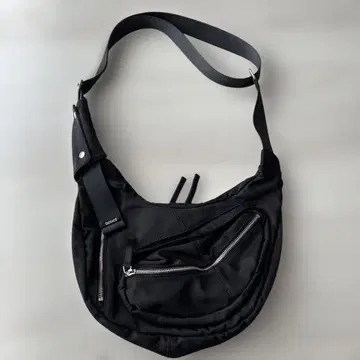 nouer 숄더백