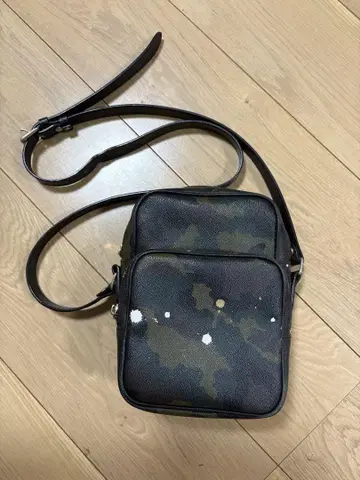 크로스 바디백 카모플라주 숄더백 젠티반티