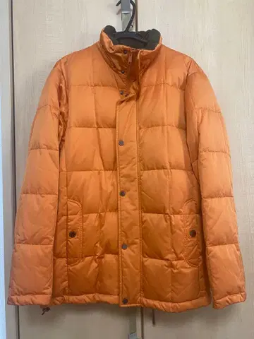 유니클로 프리미엄 다운 자켓 L 사이즈 오렌지 후드 부착 새상품급