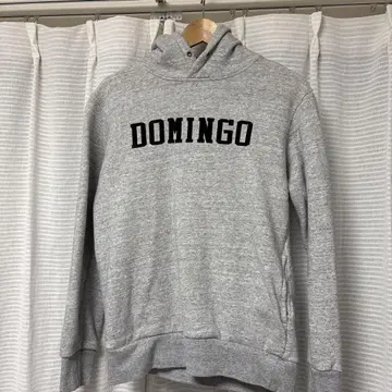 DOMINGO 후드 부착 맨투맨 그레이 루스이슨 브라