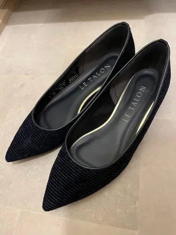 LE TALON 네이비 플랫슈즈 23.5cm