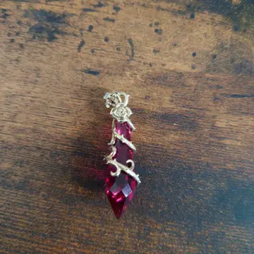 스와로브스키 목걸이