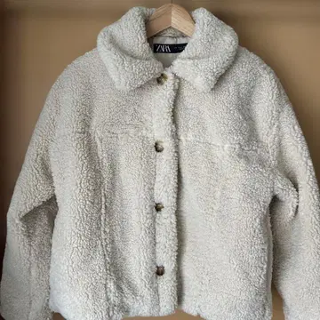 완판템 ZARA 보아 자켓 아이보리