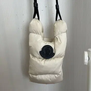 MONCLER 아이보리 숄더백