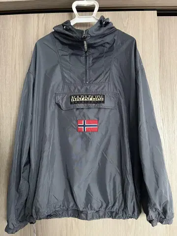 NAPAPIJRI 그레이 아노락 마운틴 파카