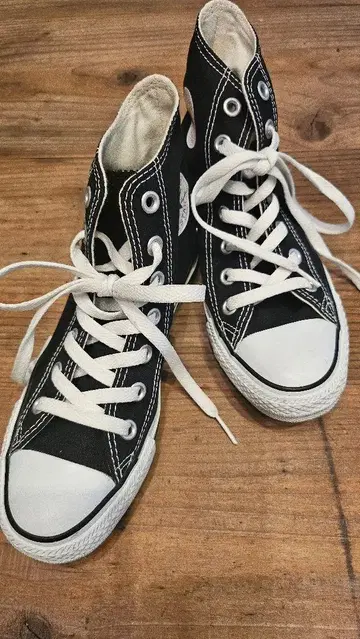 CONVERSE ALL STAR 블랙 하이컷 스니커즈