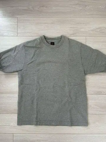 UNITED ARROWS BA.TONER 그레이 T셔츠