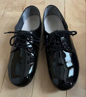 BIRKENSTOCK 소더스 블랙 에나멜 38