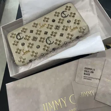 JIMMY CHOO 스터드 장지갑