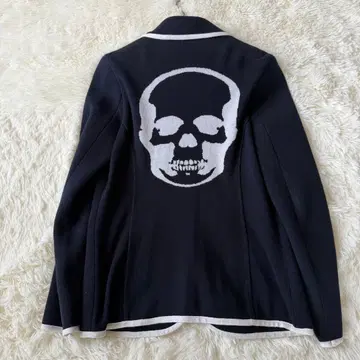 루시안 페라 핀네이비 스컬 패턴 테일러드 자켓