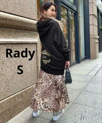 택 포함 미사용 새상품 [ Rady ] S 레오파드 무늬 프릴 롱 스커트