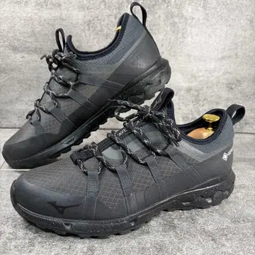 새상품급 미즈노 WAVE ROCK GTX 블랙 25cm 고어텍스 스니커즈