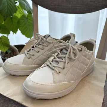 fitfit 경량 스니커즈 23.5cm