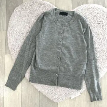 UNTITLED 크루넥 가디건 심플 오피스 깔끔 고급