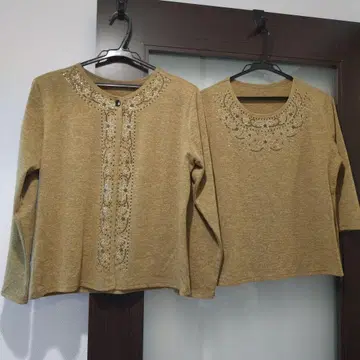 반짝이는 장식 말차색 긴팔 앙상블