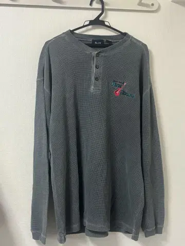 헨리넥 롱T
