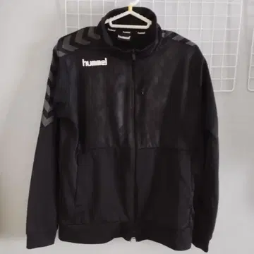 hummel 블랙 저리 상하의 세트