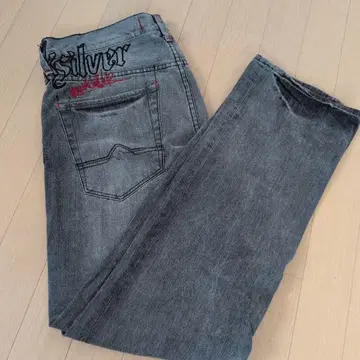 Quiksilver 그레이 스트레이트 데님