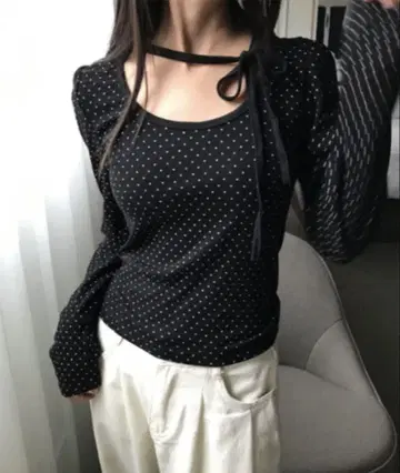 블랙 물방울 패턴 긴팔 T셔츠