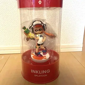 Nintendo TOKYO 스프라툰 동상