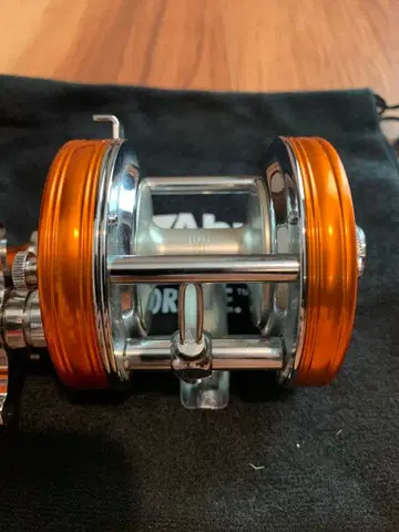 ABU Ambassadeur 5500 C 베이트 낚시릴