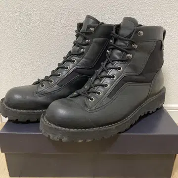 DANNER MUGHO D7009 단종품