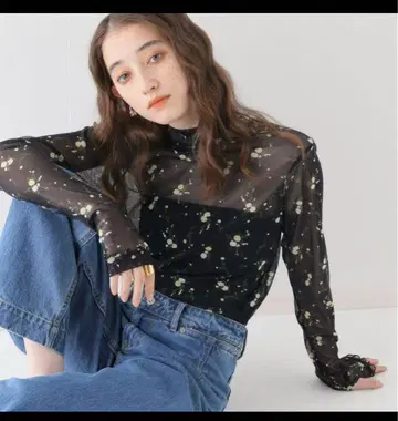 한정 발매 상품! SLOBE IENA에서 구매! 튤 이너!