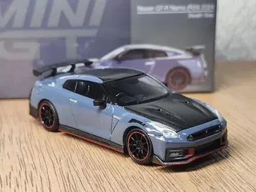MINIGT NISSAN GT-R Nismo 2024