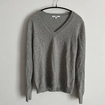 UNIQLO 유니클로 캐시미어 100% V넥 스웨터 그레이 L 사이즈