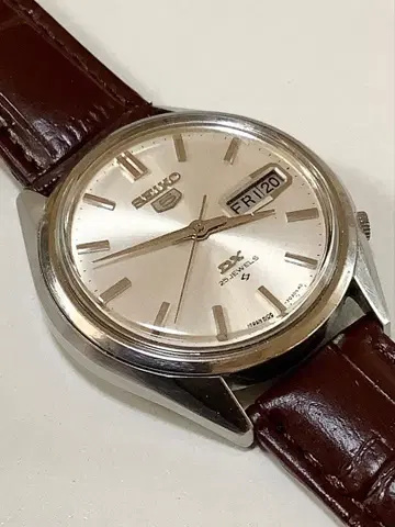 12041) 세이코5DX 6106-7030
