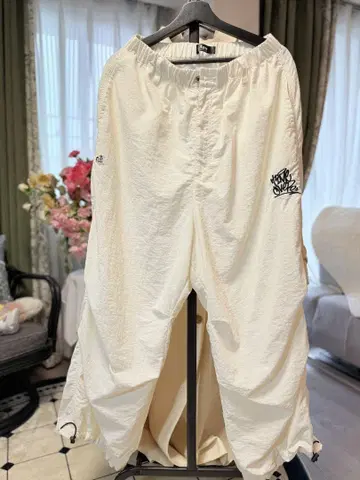 A'gem/에이젬 조절 팬츠