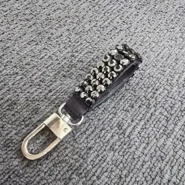 SWAROVSKI 큐빅 키링