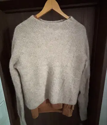 베이지 가을/겨울 니트 긴팔 베이지 화이트 니트 라쿤