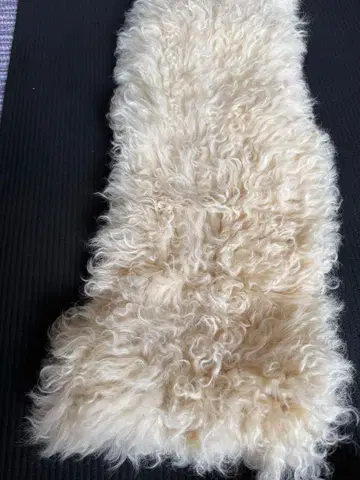 NINE 아이보리 퍼 머플러