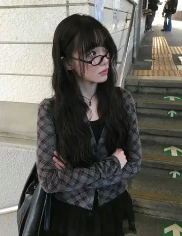 에니원모어 anyonemore 체크 무늬 긴팔 셔츠 가디건